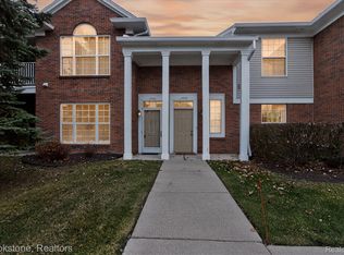 15940 Morningside, Northville, MI