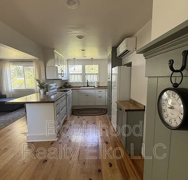 620 Maple St — Photo 6
