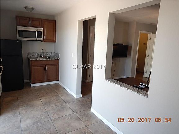 3rd image of 1919 Fremont St APT 117
