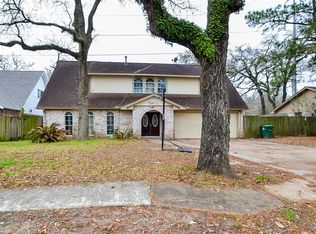 7023 Oak Bough Dr, Houston, TX 77088