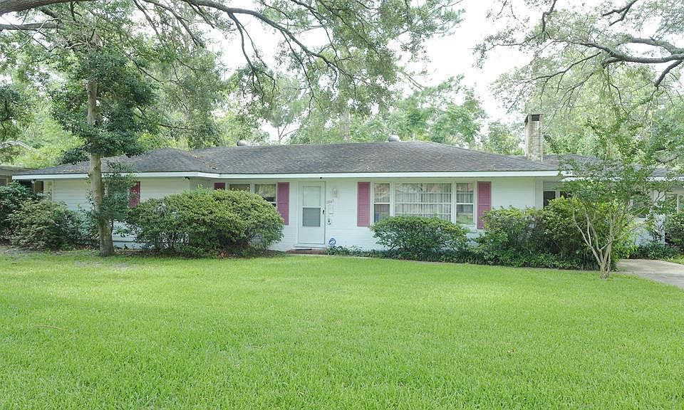 1st image of 2847 Sherwood Dr