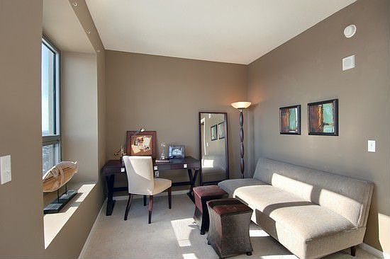 4th image of 929 Portland Ave APT 1105