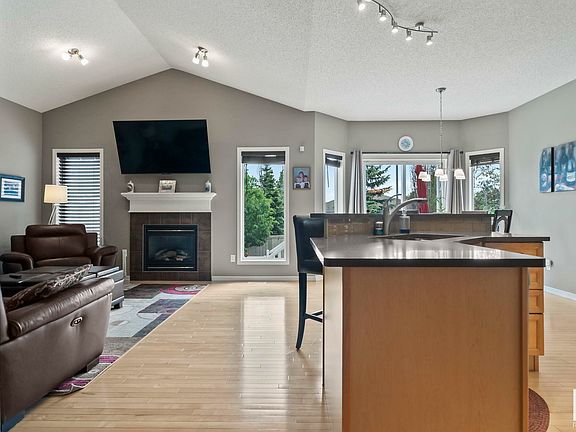 2nd image of 1065 Leger Blvd NW