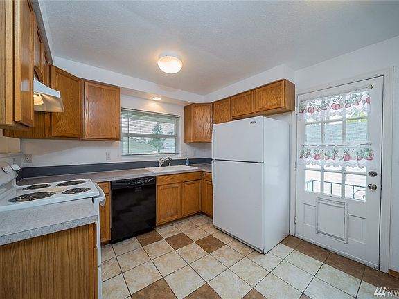 5th image of 1709 S 23rd St