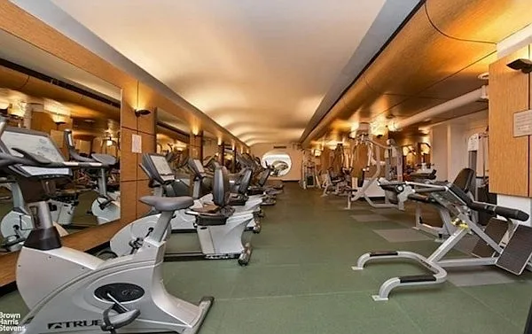 330 E 33rd St #10K — Photo 15