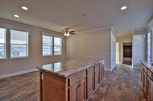 4th image of 72 Mooring Ln