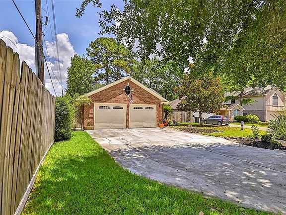 2nd image of 19630 Autumn Creek Ln