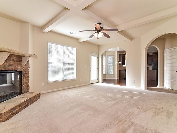 5th image of 4343 Grove Lake St