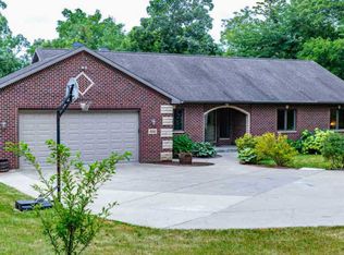 8181 Windy Oak Ln, Verona, WI 53593