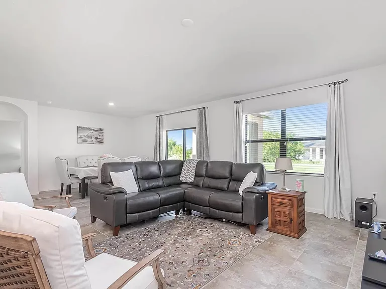 704 Acadia Ct SE — Photo 17