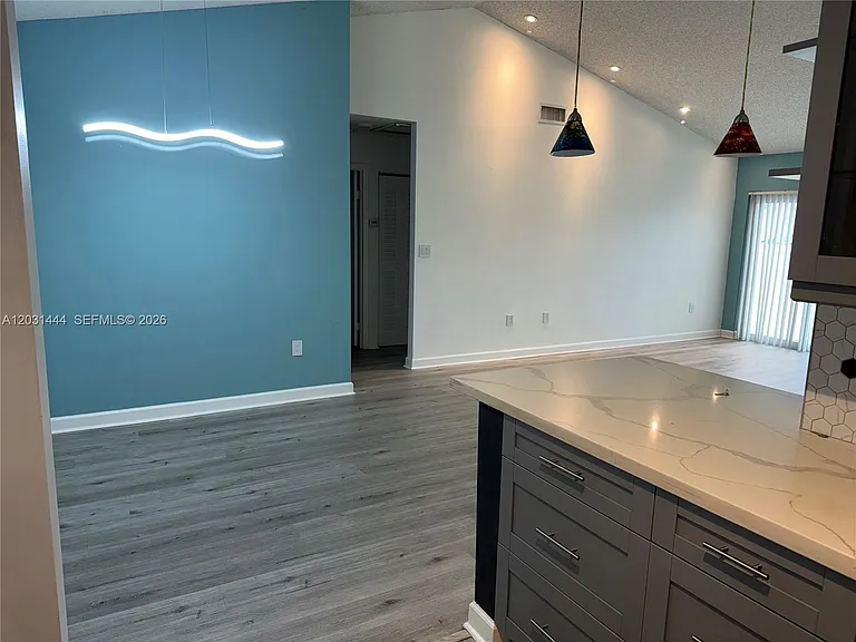 20333 NW 36th Ave — Photo 5