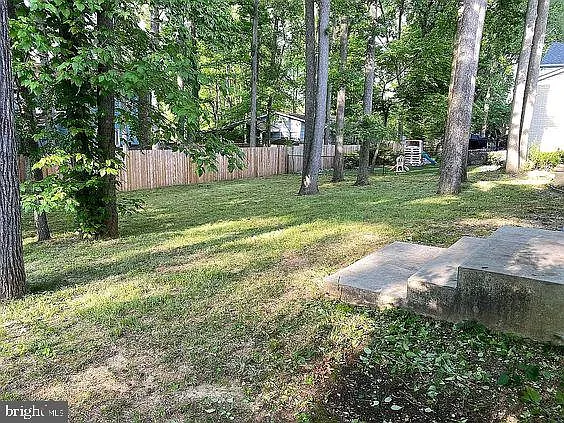 415 Monmouth Dr — Photo 29