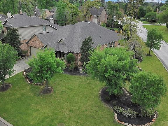2nd image of 47 Black Swan Ct