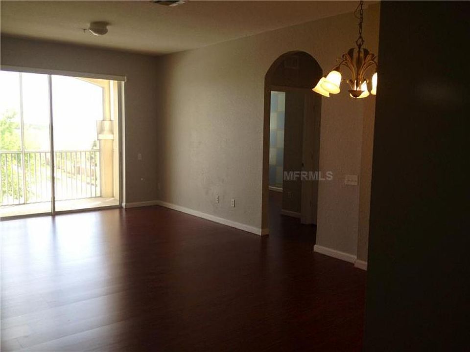 2nd image of 2484 San Tecla St Unit 301