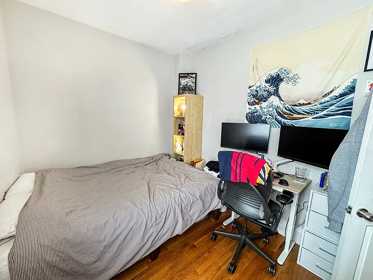 68 Pleasant St #2 — Photo 17