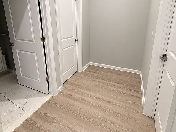 5th image of 204 Harrison St APT 2