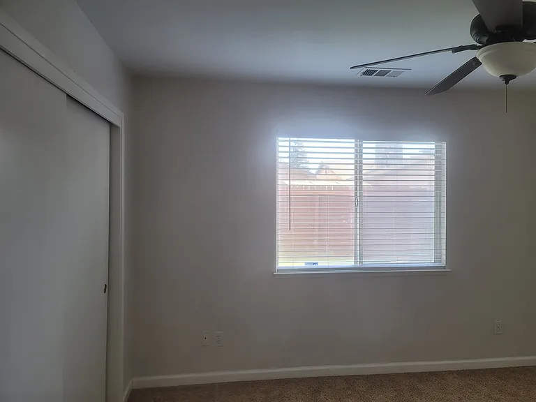 6054 Preakness Dr — Photo 17