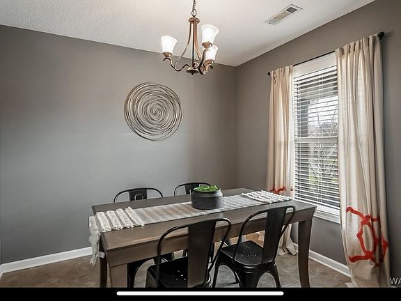4th image of 422 Prairie Field Dr