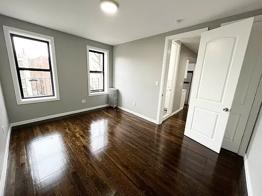 Rented by Bruma Realty LLC | media 2