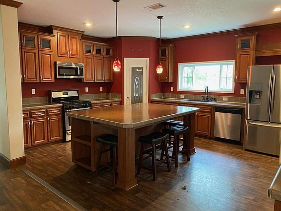 5th image of 3017 Gerona Dr E