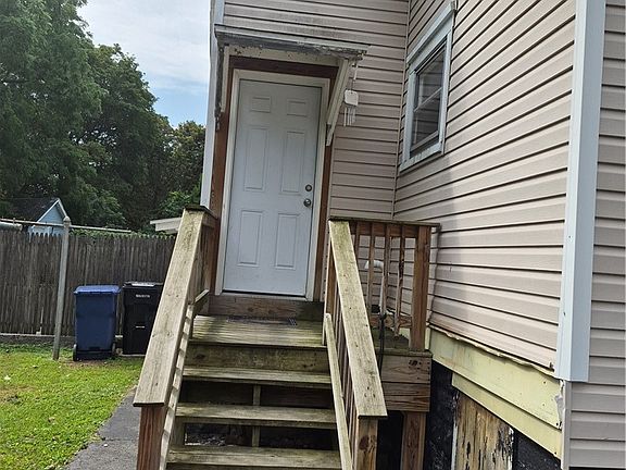 4th image of 150 Wadsworth St