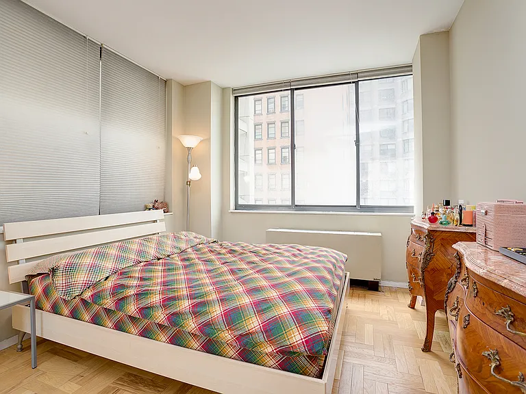 62 W 62nd St #10F — Photo 4