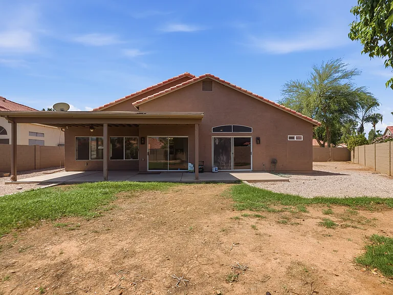 1274 E Lake Dr — Photo 47