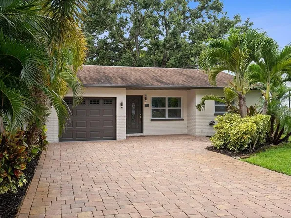 5702 Tangerine Ave S, Gulfport, FL 33707