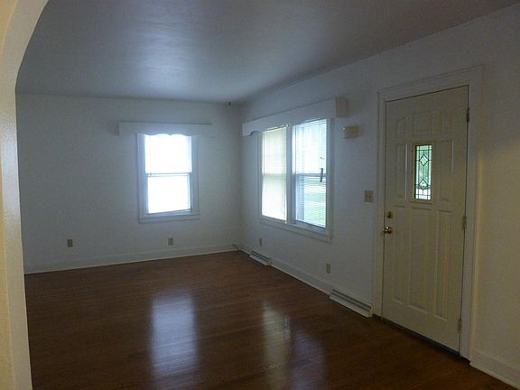 2nd image of 160 W Harrison Blvd
