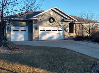 5616 Rankin Ln, Waunakee, WI 53597