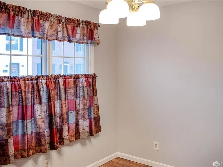 124 Pearce Pl — Photo 8