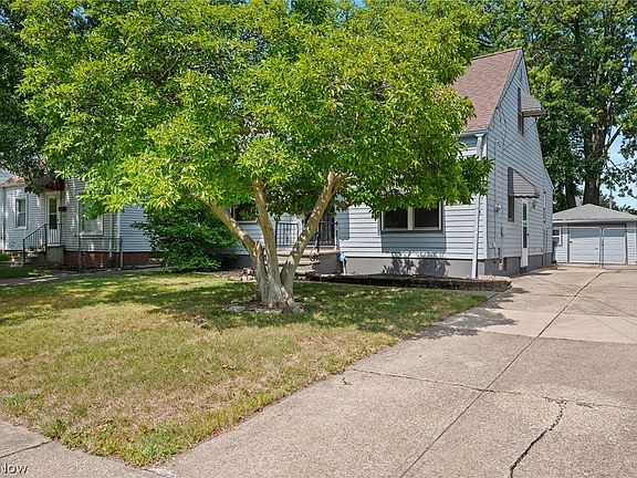 2nd image of 25521 Zeman Ave
