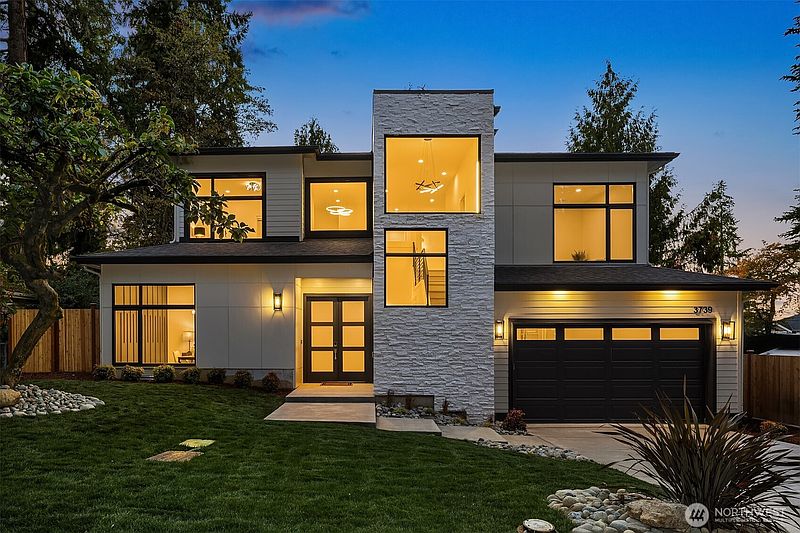 2nd image of 3739 139th Avenue SE