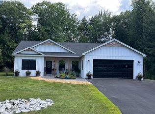 133 Stone Hill Rd, Farmington, ME 04938