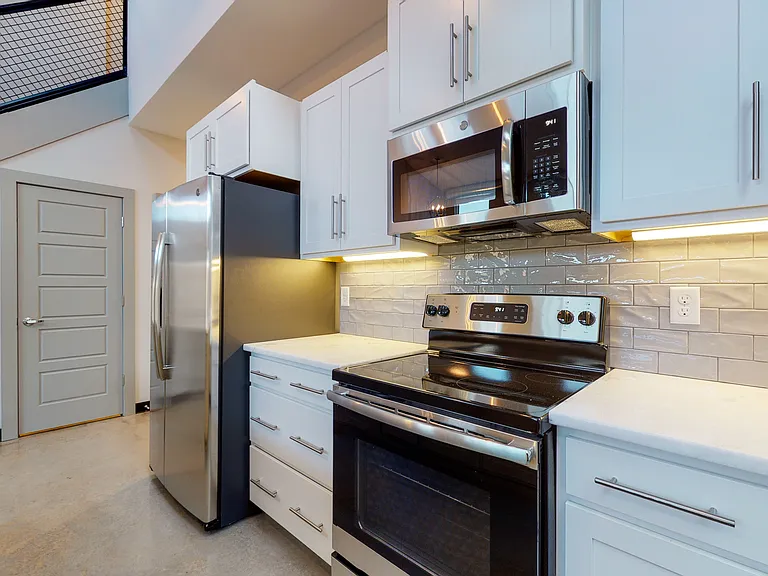 3817 Jett Ln — Photo 3