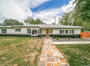 2430 W Magnolia Ave, San Antonio, TX 78228
