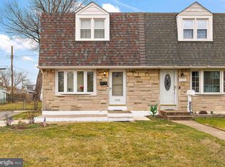 1322 Langley St, Trainer, PA 19061
