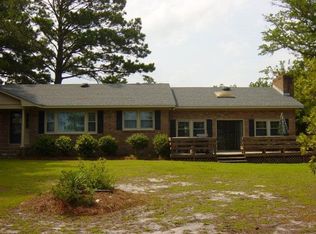 159 Sherrill Loop Rd, Sneads Ferry, NC 28460