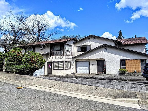 2nd image of 1870 Sonoma St