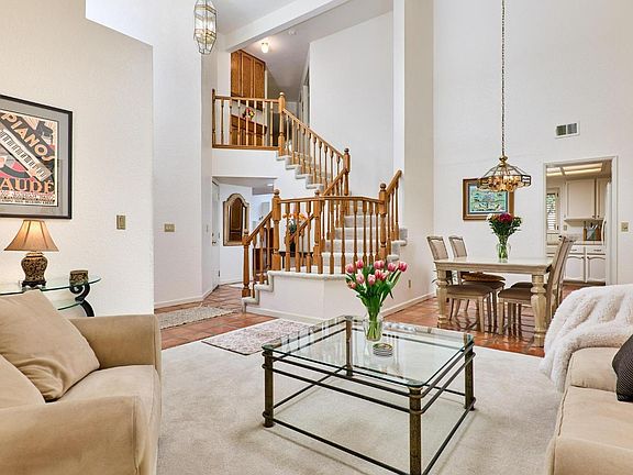 5th image of 207 Montville Court