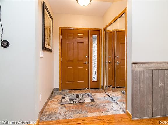 2nd image of 41488 Greenwood Dr