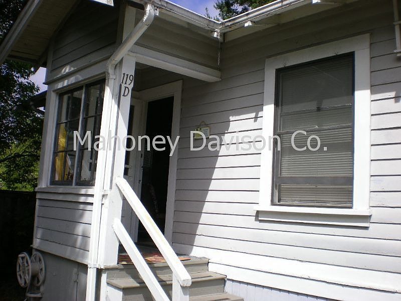 119 Upham #D