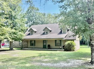 6312 Bond Hill Dr, Moss Point, MS 39562