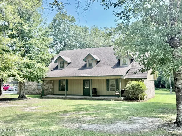 6312 Bond Hill Dr, Moss Point, MS 39562