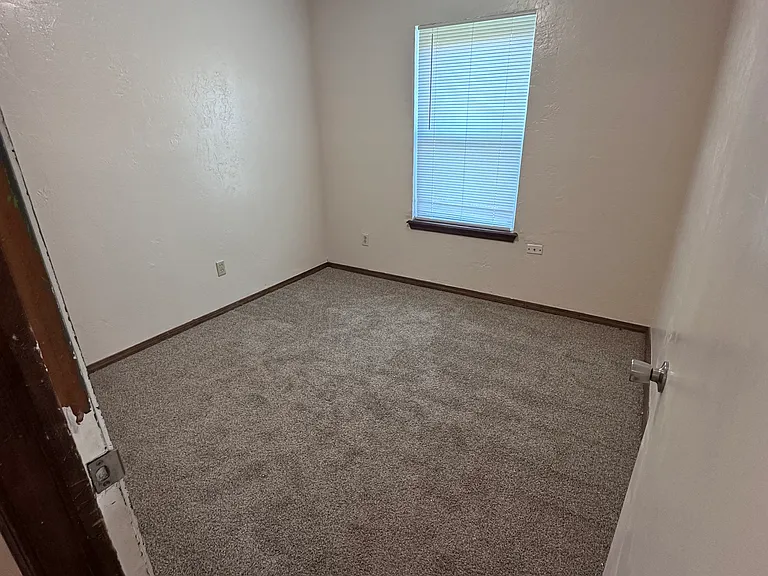 2720 Zachary Pl — Photo 10