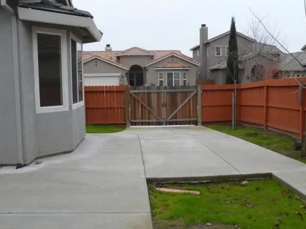 9736 Mountain Vista Cir, Elk Grove, CA 95757