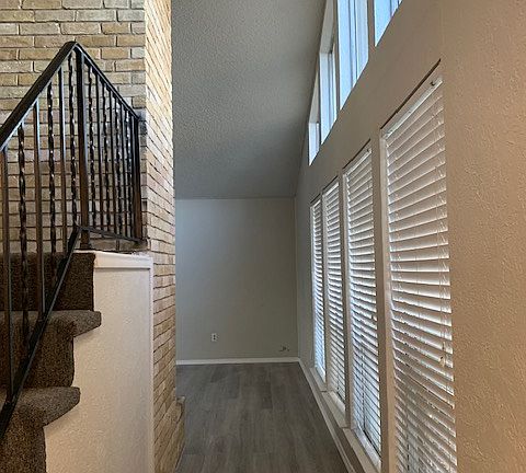 5th image of 3309 Knights Haven Ln