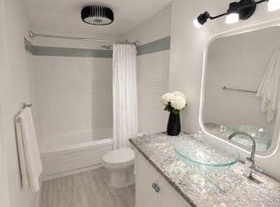 2800 N Flagler Dr APT 407, West Palm Beach, FL 33407