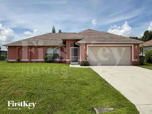 408 SE 4th Ter, Cape Coral, FL 33990