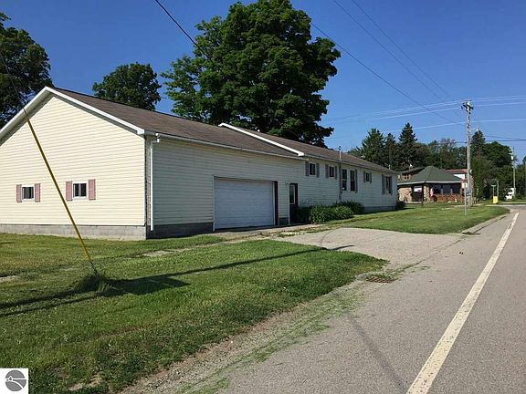 5th image of 7484 McMillan St